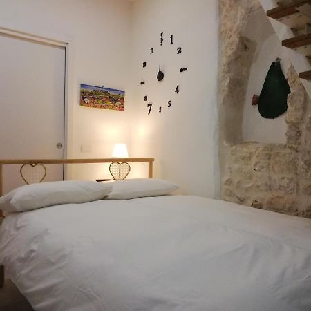 La Petite Maison Apartment Конверсано Екстериор снимка
